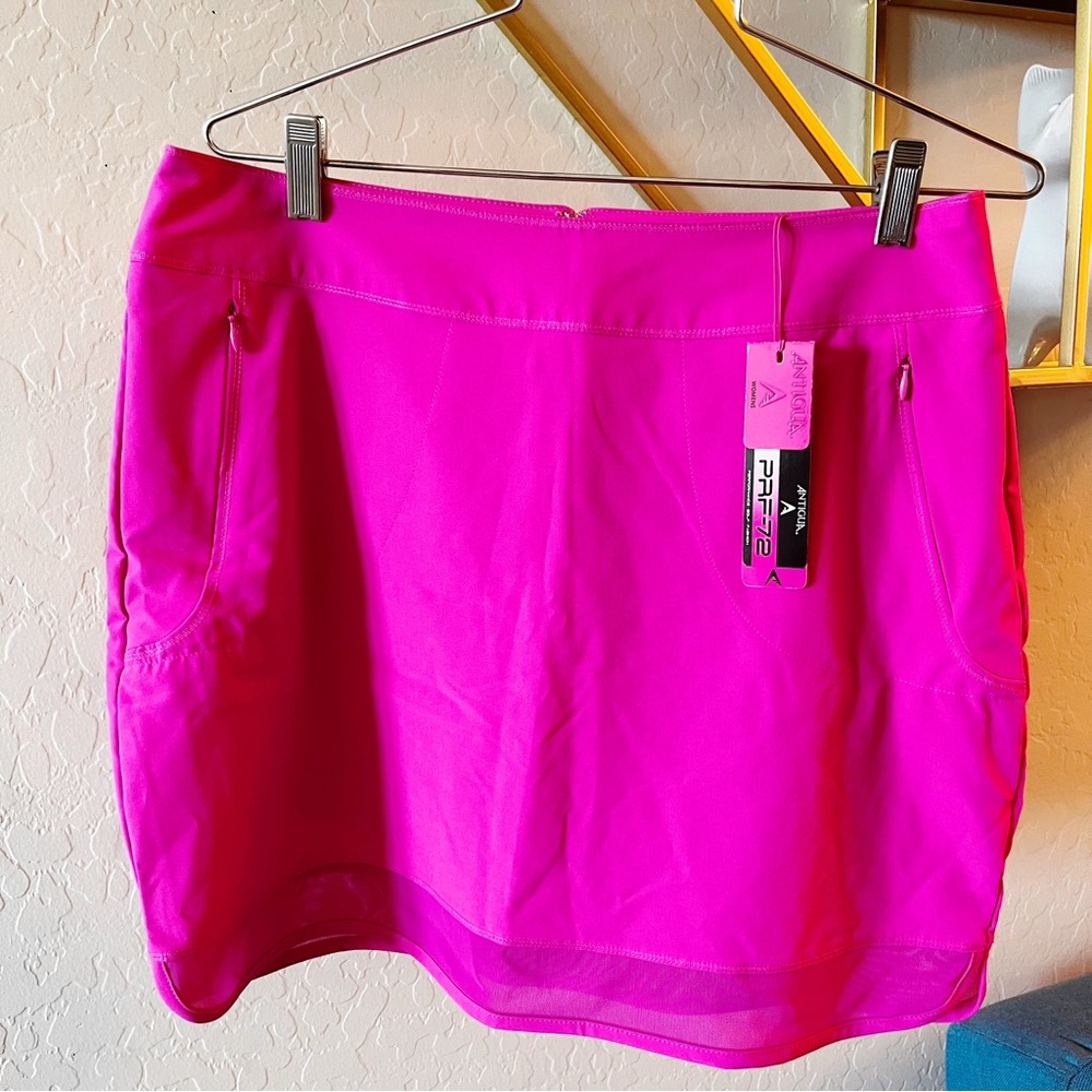 NEW Antigua Embrace Mardi Gras Performance Golf Fashion Bright Pink Skort size 8